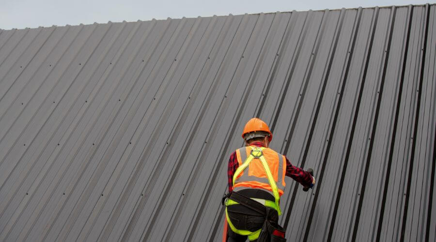 Professional gutter cleaning in Dewey, OK